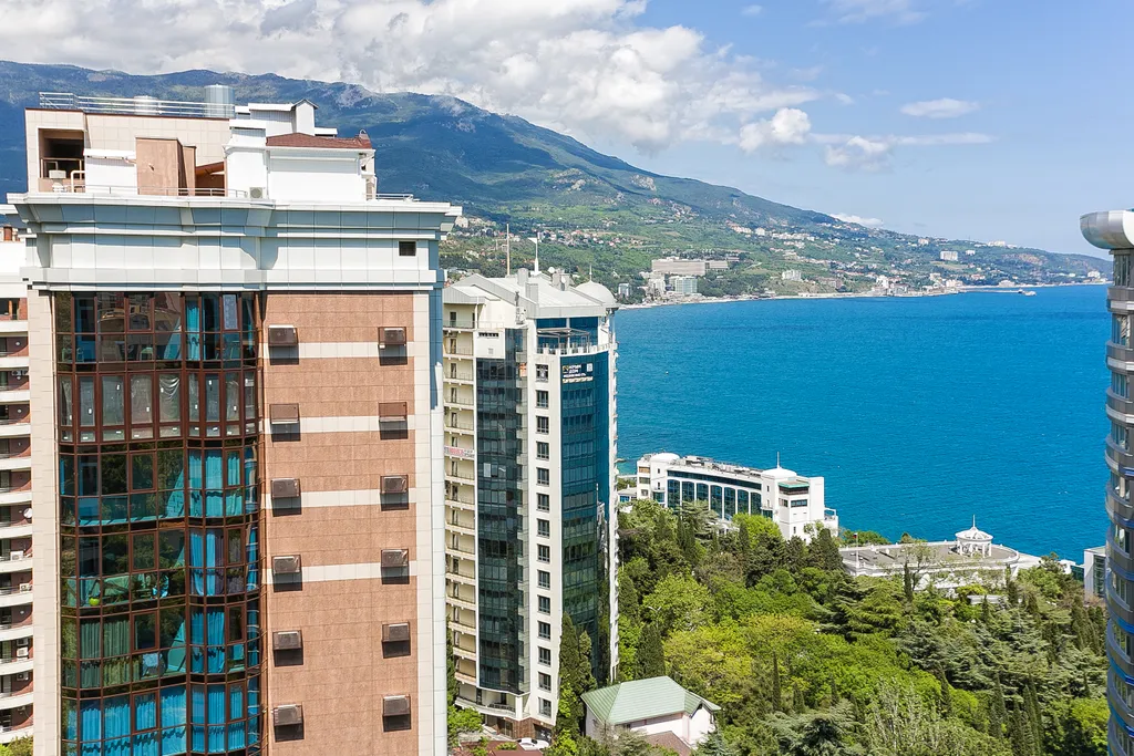 Двухкомнатный апартамент с видом на море с террасой с 2 санузлами