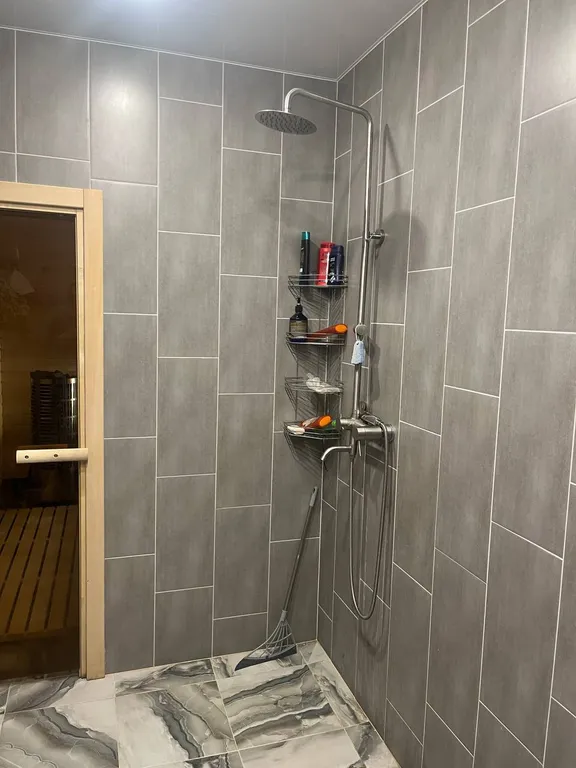 Барнхаус на берегу реки Кундыш