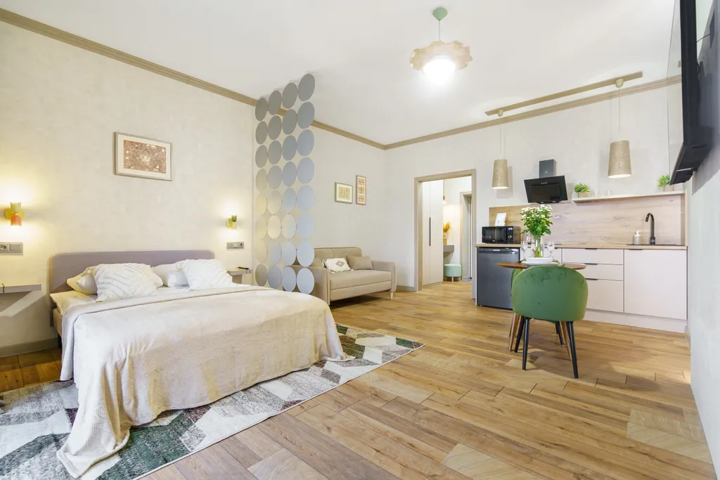 Good Night на Соляном 28А