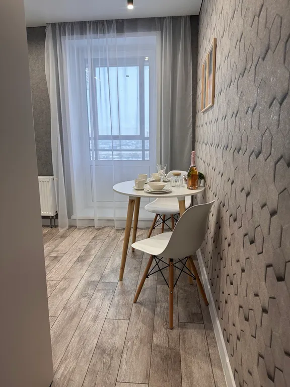 Апартаменты с видом на пруд