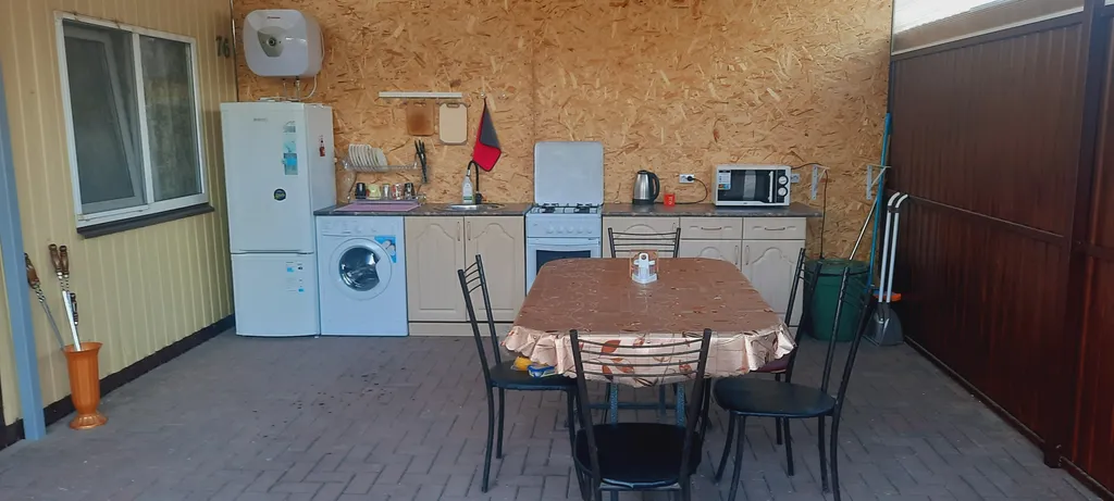 Домик с отдельным двором