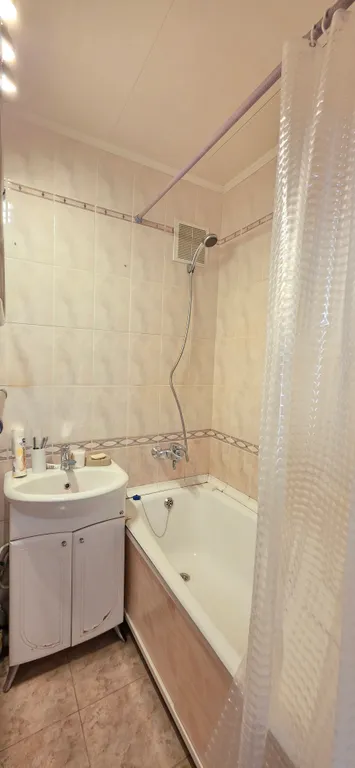 Квартира Двухкомнатная квартира с балконом — Колпино