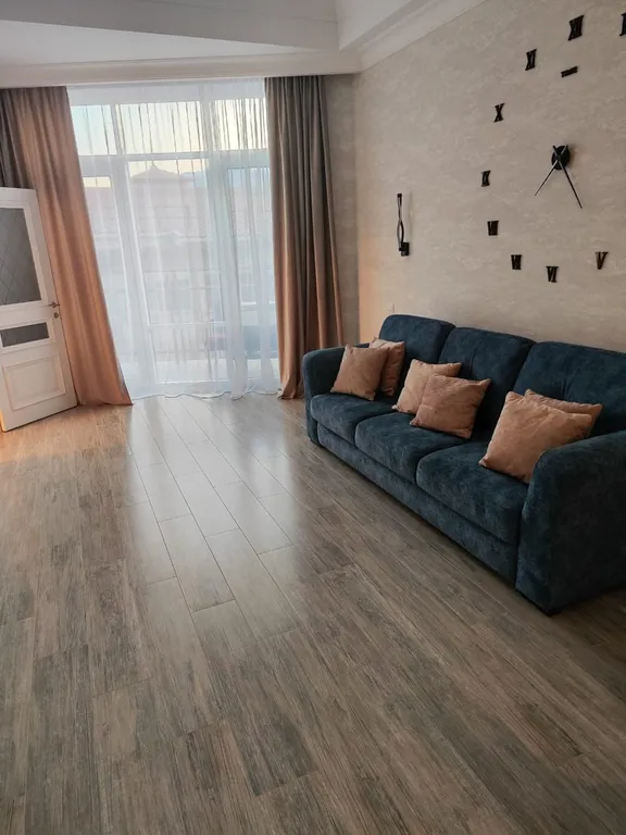 Апартаменты в историческом центре с видом на солнечную сторону