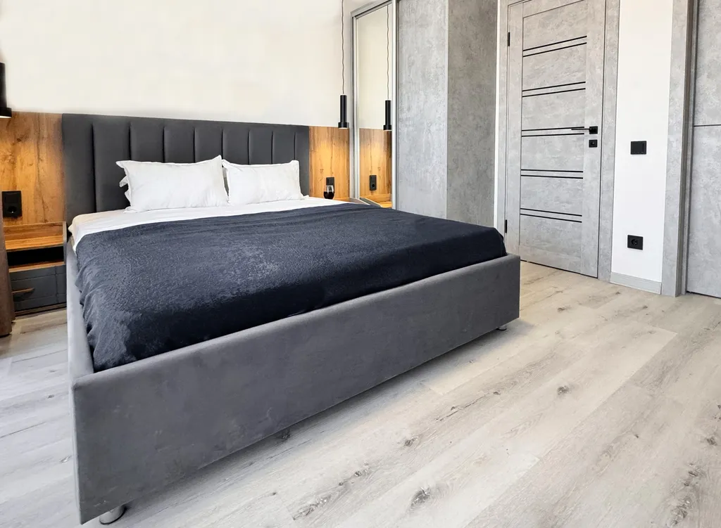 4-комнатная Квартира — аренда посуточно в Веселовка