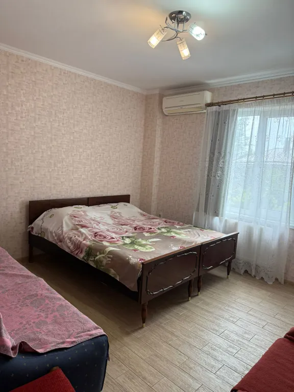 Квартира Комната — аренда посуточно в Лоо