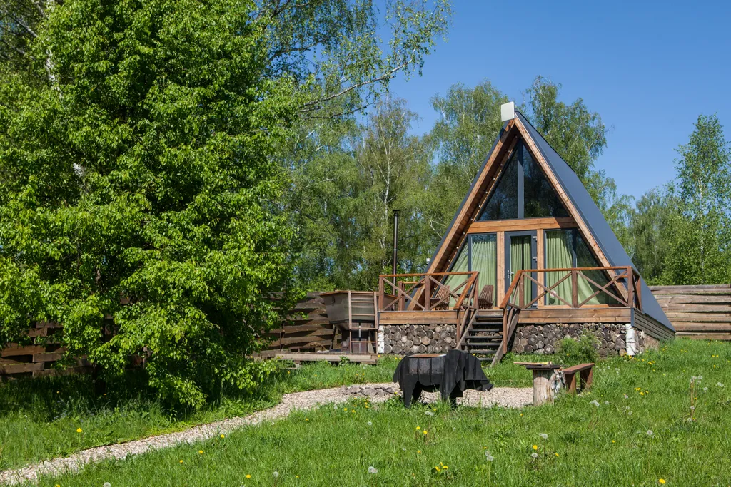 А-фрейм уютный домик у леса  с чаном