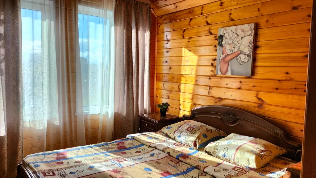 Дом - коттедж У Федота в черте города