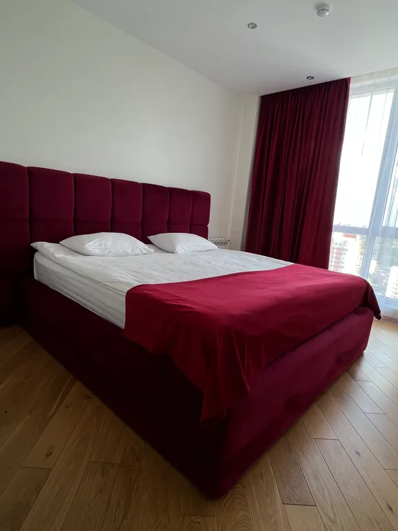 4-комнатная Квартира