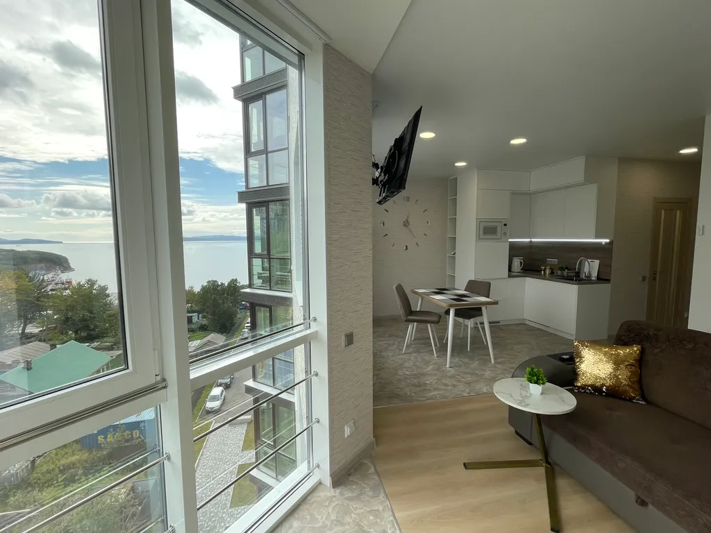 Апартаменты «Sea- Lounge», вид на Тихий океан, лес, горы и город