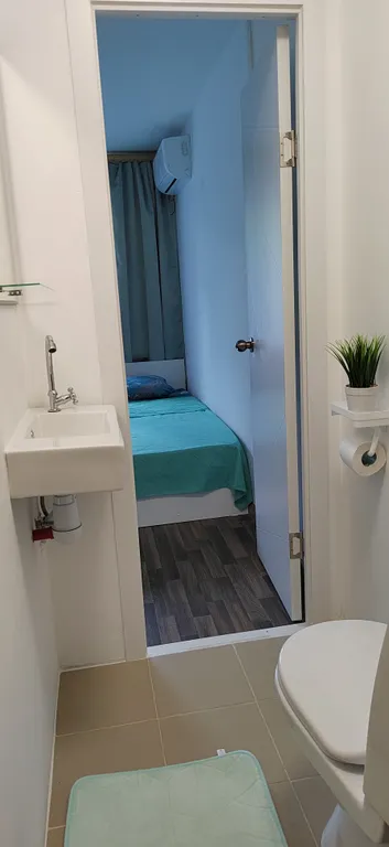 Вода всегда студия у кинотеатра и парка круглосуточный супермаркет