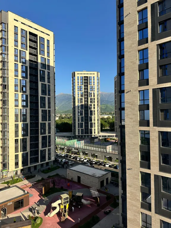 2-х комнатная в центре г. Алматы с дизайнерским ремонтом в новом ЖК