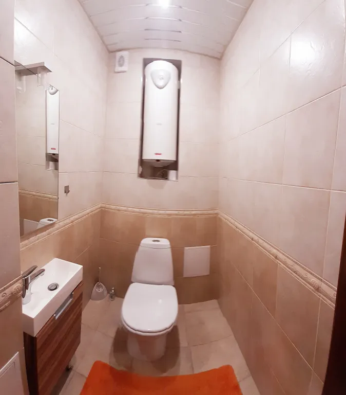 Квартира 2-комнатная квартира в центре — Тюмень