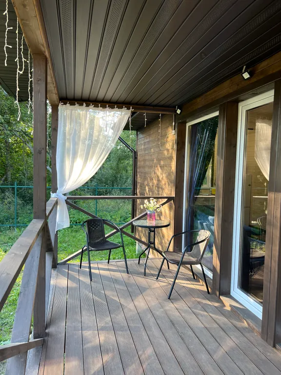 Коттедж Коттедж с сауной рядом с озером — Луга