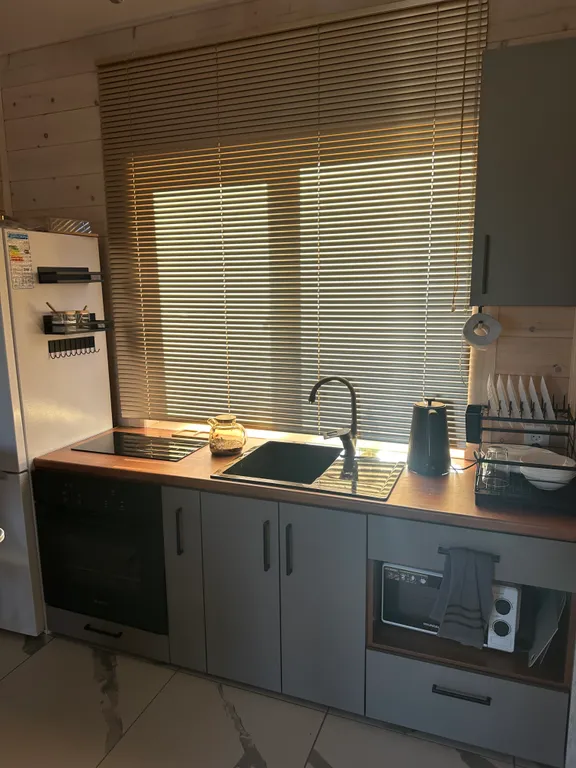 Коттедж Двухэтажный дом с видом на горы — аренда посуточно в Озёрное