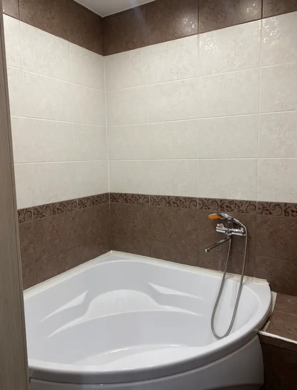 Квартира Квартира Просторная евро 2-комнатная в центре в новом доме — Новосибирск