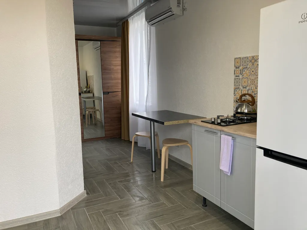 Студия на берегу моря