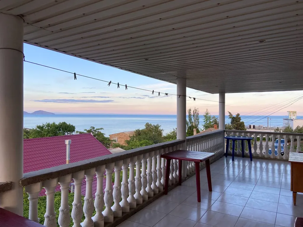 Целый видовой этаж в доме у моря «Адмиралтейство VIP»