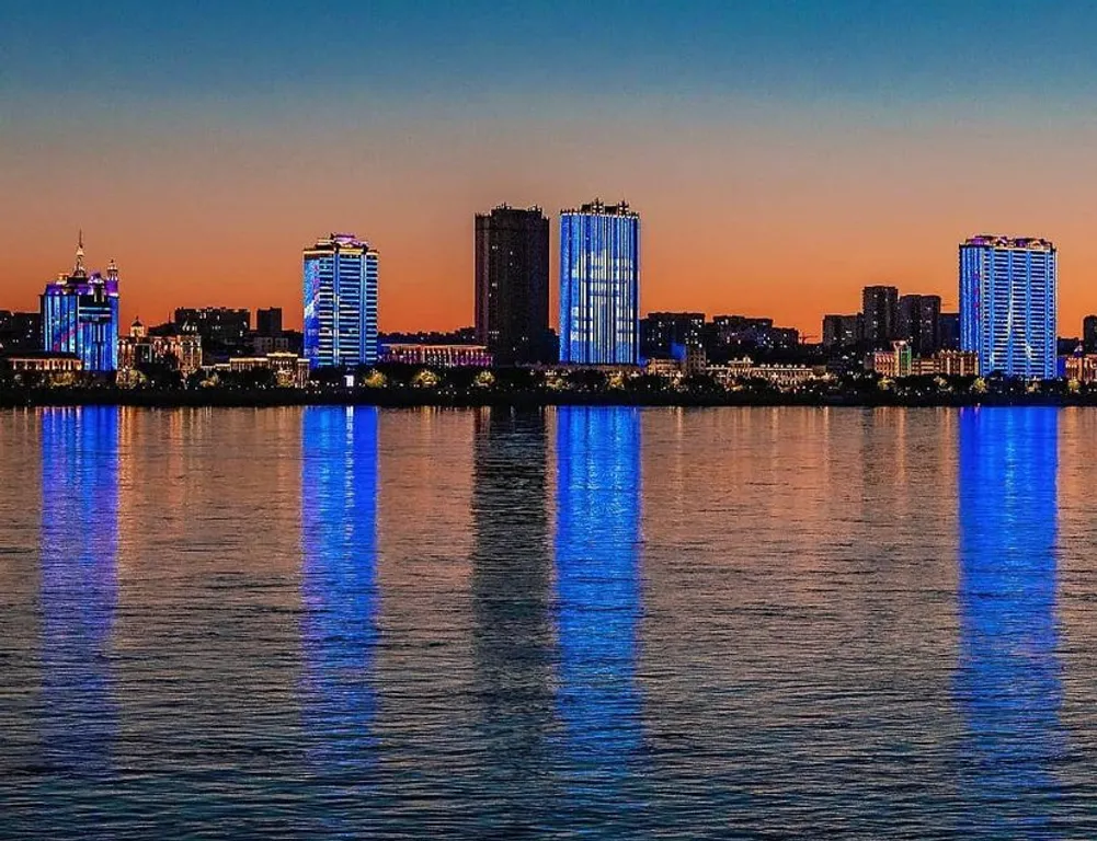 Евродвухкомнатная квартира на набережной с видом на Китай