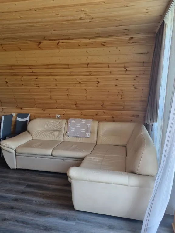 Домик с террасой