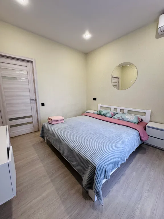 Квартира Квартира Евродвушка тц меганом — Мирное