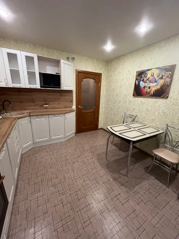 Уютная квартира недалеко от монастыря