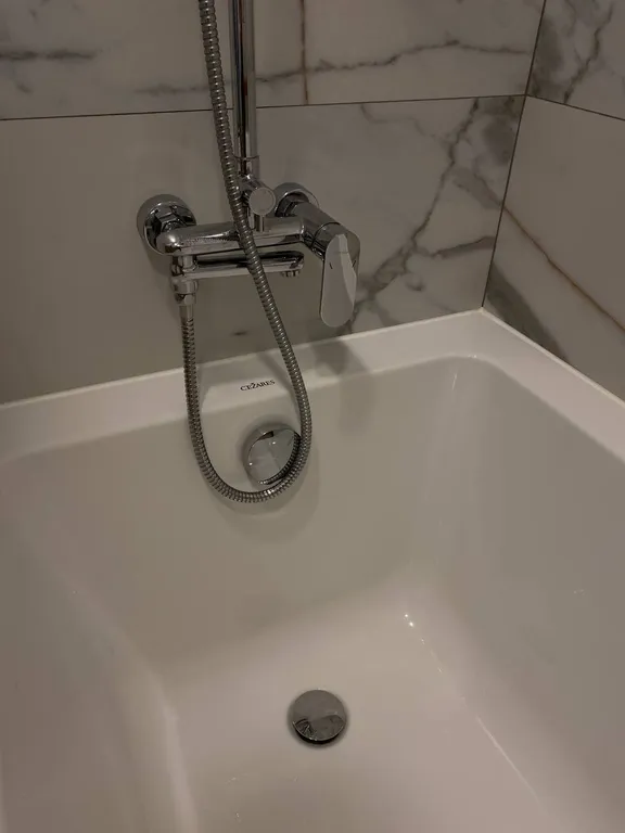 Новый дом у театра в историческом центре