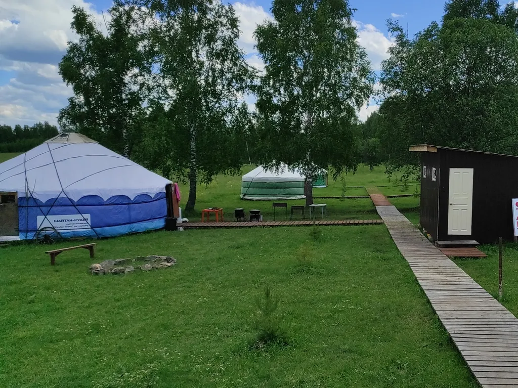 Четырехместная юрта