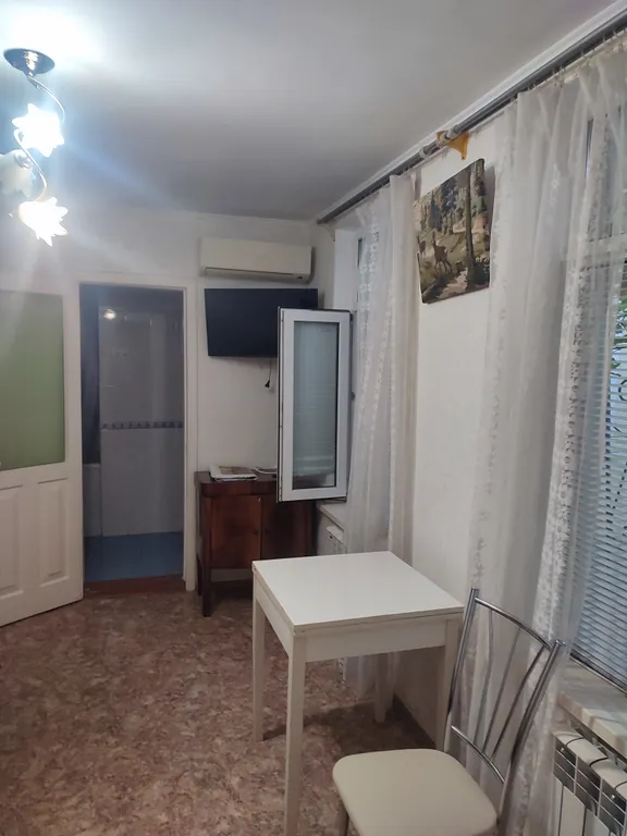 Уютная 1 комнатная квартира в частном дворе