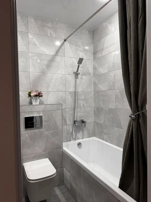 Новая дизайнерская квартира в современном районе города