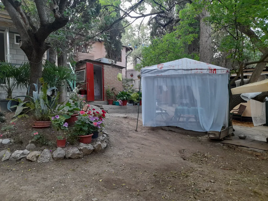 Коттедж Коттедж Уютная дача до 3х гостей с большим двором, 5мин. Ходьбы к морю — Кацивели