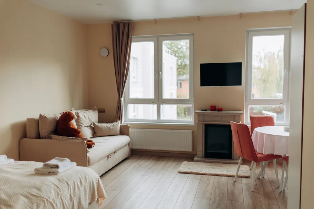 Студия комфорт-класса с камином