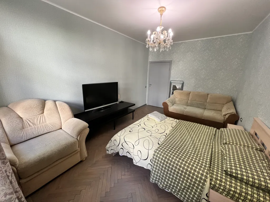 Квартира Просторная квартира с двумя спальнями и парковкой — Санкт-Петербург