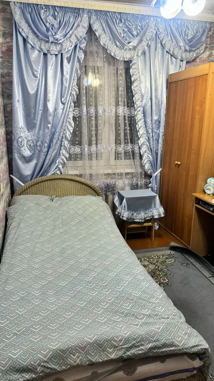 Рядом со склоном