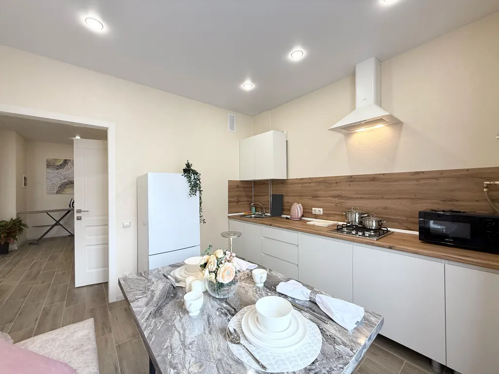 Уютная двухкомнатная квартира на Майской