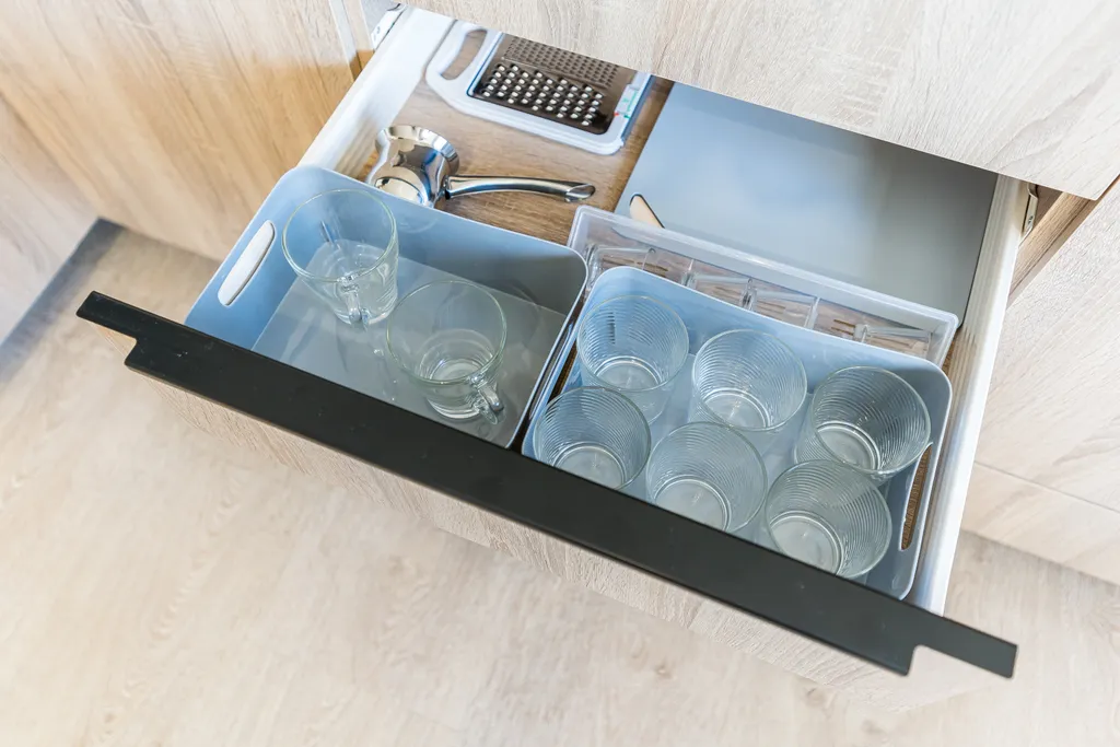 Стильная студия в ЖK Ceмeйный  от LetoApart