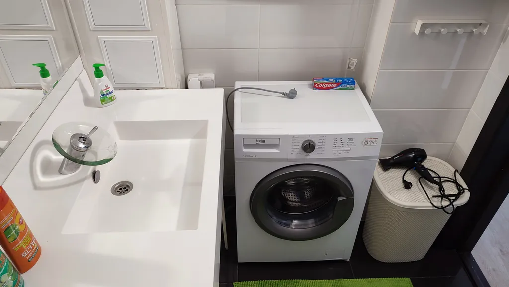 Просторные апартаменты: кухня-студия 30кв и 2 спальни