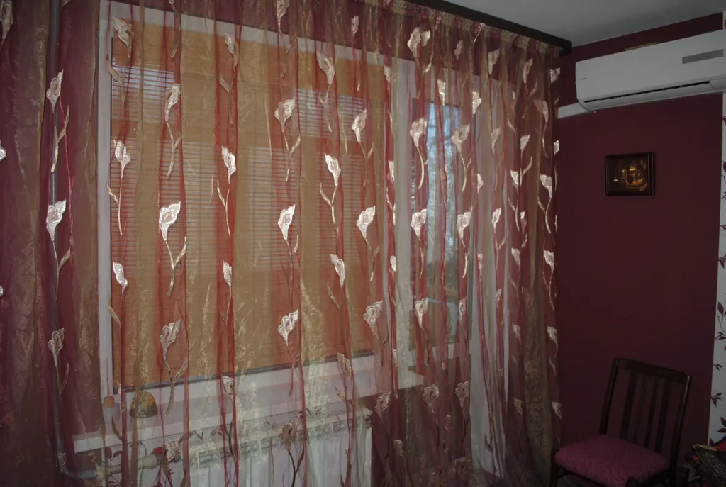 Уютная однокомнатная квартира с дубовой мебелью