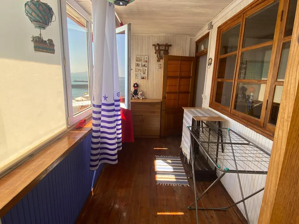 Домик у моря