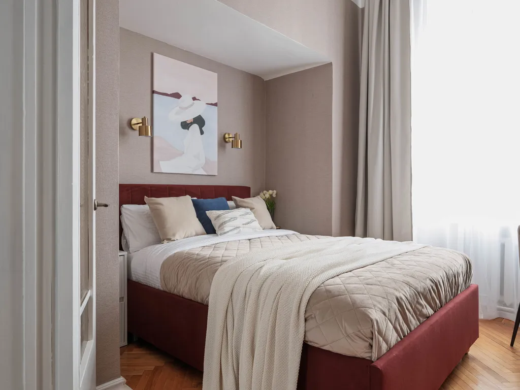 Просторная квартира с тремя спальными и балконом с видом — аренда посуточно в Москва