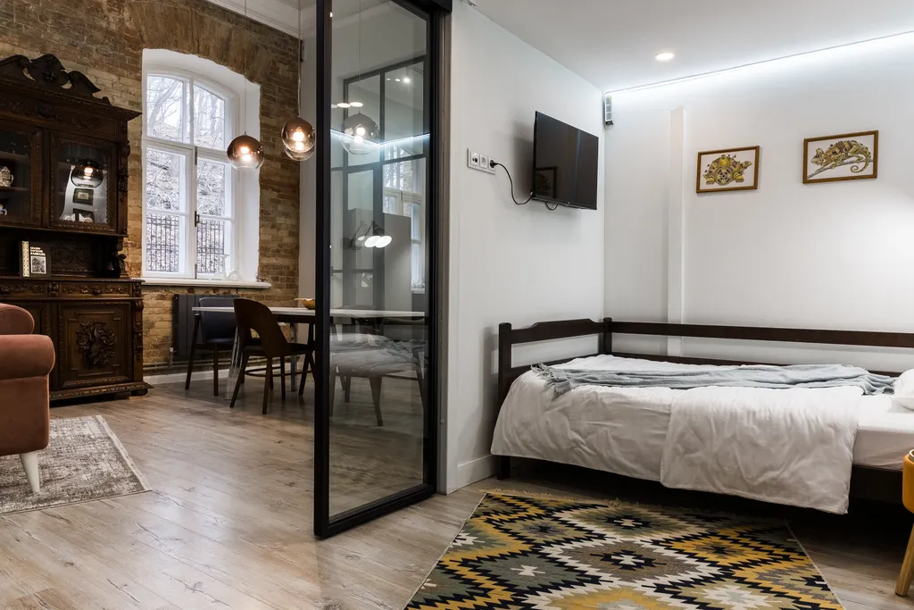 Трехуровневая квартира в историческом доме в центре города