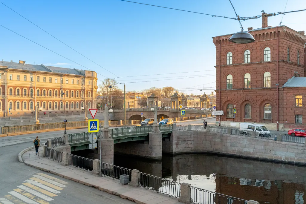 Квартира Квартира Новая студия с видом на реку Фонтанку и всем необходимым для комфорта! — Санкт-Петербург