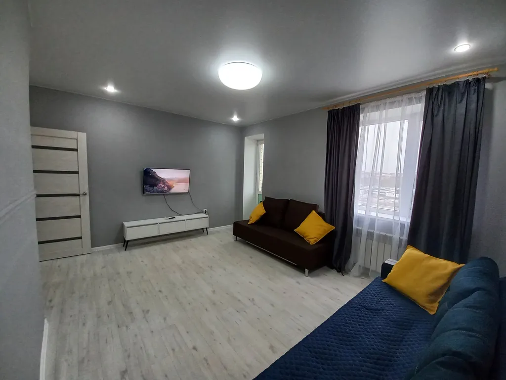 Квартира Просторная уютная 2 - комнатная квартира в новом доме — Элиста