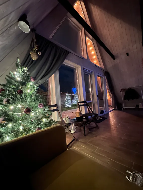 Коттедж Треугольный эко-дом с баней и чаном — Истра