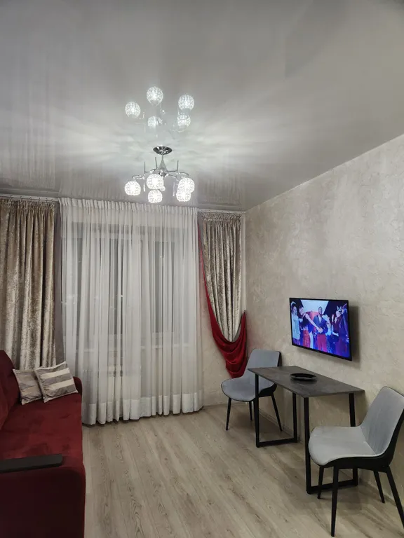 Апартаменты в центре города в парковой зоне