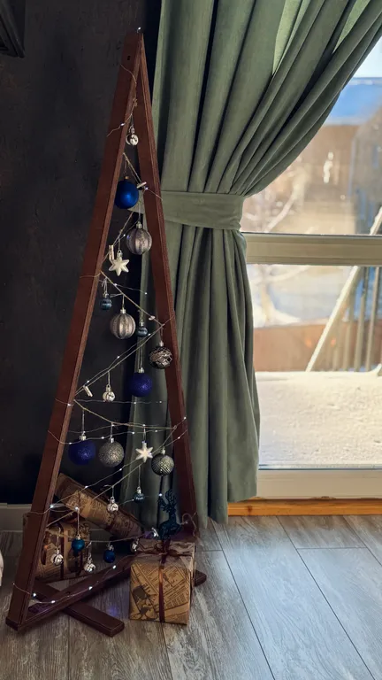 Уютный домик в кедровом лесу