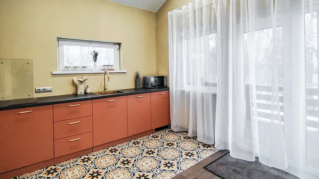 Дом с видом на озеро