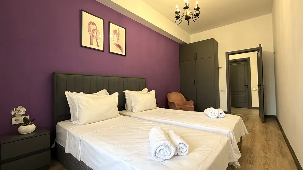 Уютный апартамент с 2 спальнями рядом с Сизнс парк