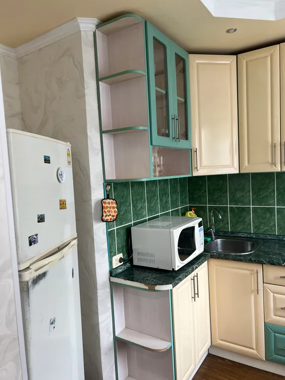 Уютная квартира в одном км от автостанции с видом на бухту