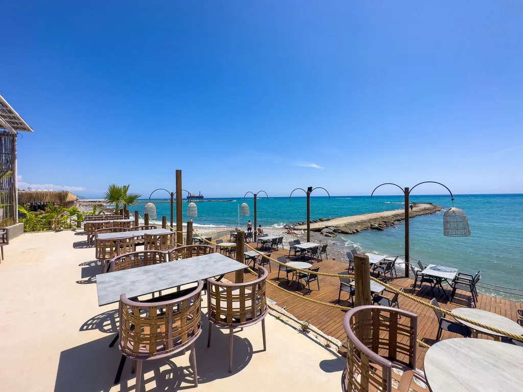 Стильный апартамент в отельном комплексе Azura World В