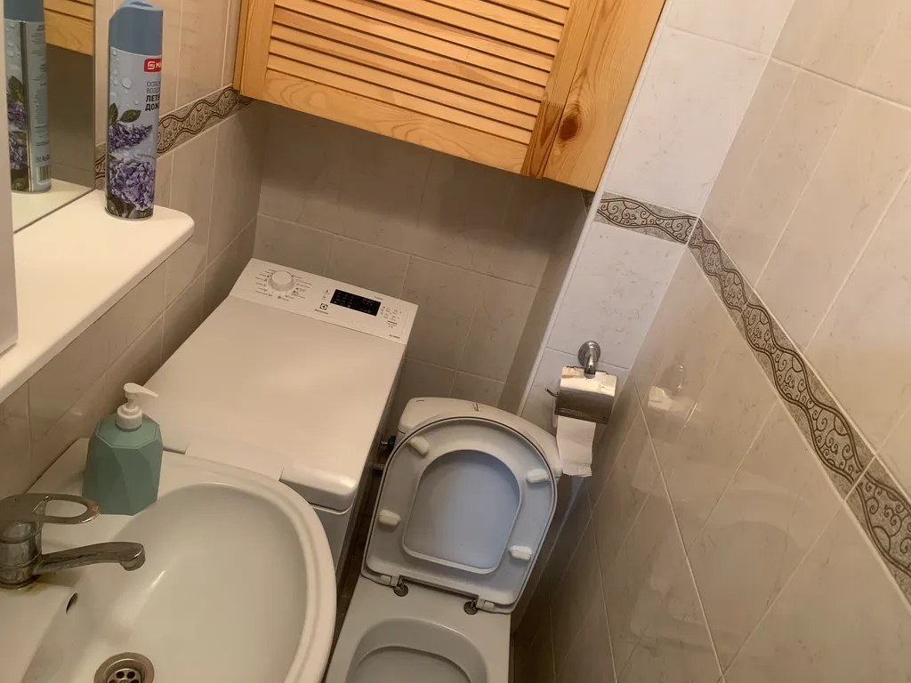 Студия с хорошим ремонтом в Зеленой Роще